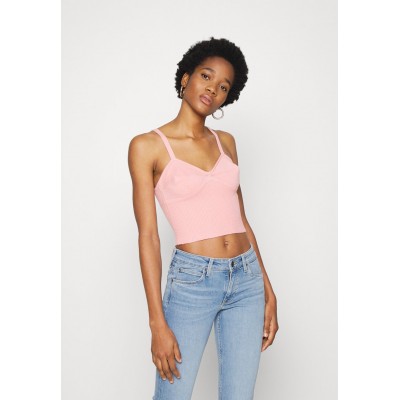 Kobiety T_SHIRT_TOP | Missguided RUCHED BUST CAMI - Top - pink/różowy - IL75579