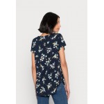 Kobiety SHIRT | Vero Moda VMBECCA PLAIN - T-shirt z nadrukiem - navy blazer sinan/granatowy - YQ33826