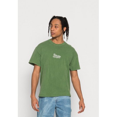 Kobiety T_SHIRT_TOP | BDG Urban Outfitters GROWN CHAIN STITCH UNISEX - T-shirt z nadrukiem - green/zielony - AW50410