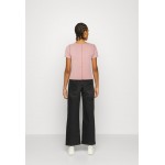 Kobiety T SHIRT TOP | Diesel T-shirt basic - pink/jasnoróżowy - TO34789
