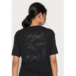 Kobiety T SHIRT TOP | Jordan HERITAGE CORE - T-shirt z nadrukiem - black/mystic hibiscus/czarny - NN84465