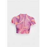 Kobiety T SHIRT TOP | Nly by Nelly CROPPED - T-shirt z nadrukiem - pink/orange/różowy - QX27500