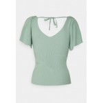 Kobiety T SHIRT TOP | ONLY ONLLEELO - T-shirt z nadrukiem - light grey/jasnoszary - ZX16403