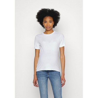 Kobiety T_SHIRT_TOP | Pieces Maternity PCMKIFUNE TEE - T-shirt basic - bright white/biały - NB35576