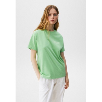 Kobiety T_SHIRT_TOP | PULL&BEAR TIMELESS FUTURE GRAPHIC  - T-shirt basic - green/zielony - HS67302