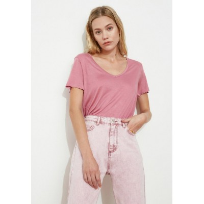 Kobiety T_SHIRT_TOP | Trendyol T-shirt basic - pink/różowy - YP90050