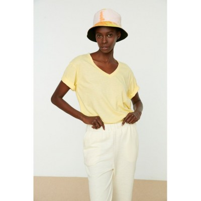 Kobiety T_SHIRT_TOP | Trendyol T-shirt basic - yellow/żółty - XZ44360