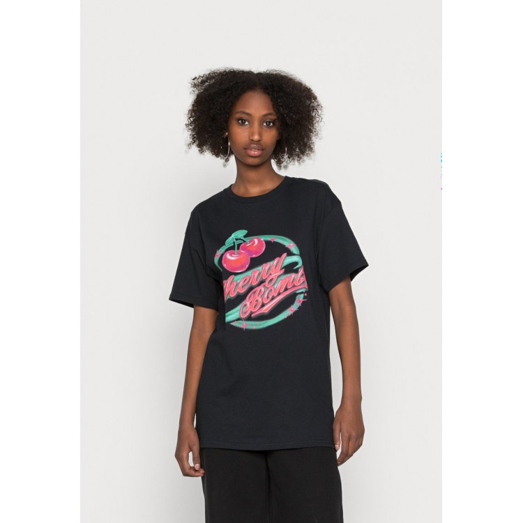 Kobiety T SHIRT TOP | Vintage Supply AIRBRUSH CHERRY BOMB GRAPHIC - T-shirt z nadrukiem - black/czarny - CI07877