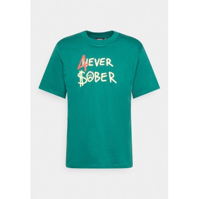 Kobiety T_SHIRT_TOP | Wasted Paris NEVER 4 REVER - T-shirt z nadrukiem - pine green/zielony - GX44142