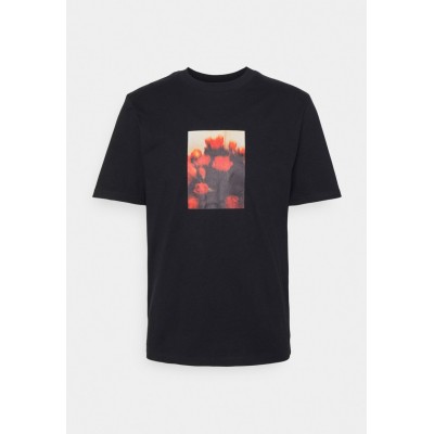 Kobiety T_SHIRT_TOP | Wasted Paris PIECE OF MIND UNISEX - T-shirt z nadrukiem - black/czarny - KD05985