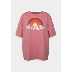 Kobiety T_SHIRT_TOP | Wrangler GIRLFRIEND TEE - T-shirt z nadrukiem - dusty rose/różowy - XG45811