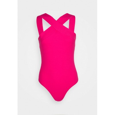 Kobiety T_SHIRT_TOP | Glamorous BODYSUIT WITH TRIANGLE TO V NECKLINE WIDE STRAP - Body - hot pink/różowy - TT15534
