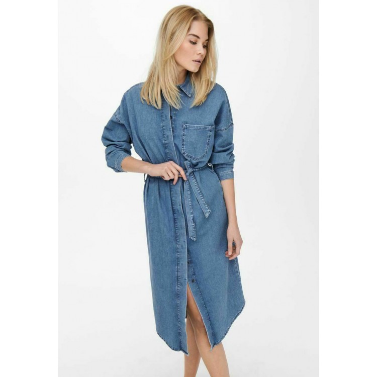Kobiety DRESS | ONLY Sukienka jeansowa - medium blue denim/granatowy - MC91516