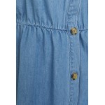 Kobiety DRESS | Vero Moda Petite VMFLICKA STRAP DRESS - Sukienka jeansowa - light blue denim/jasnoniebieski - KJ78559