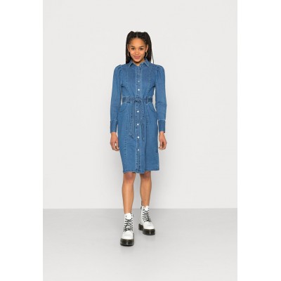 Kobiety DRESS | Vero Moda RUBY DRESS - Sukienka jeansowa - medium blue denim/niebieski denim - PN94881