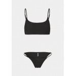 Kobiety BIKINI COMBINATION | Pieces PCVIVIAN TANGA SET - Bikini - black/czarny - XN73270