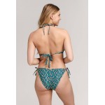 Kobiety BIKINI COMBINATION | Shiwi TROPICAL TIGER - Bikini - tropic green/zielony - IQ80437