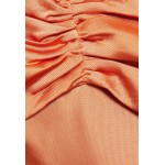 Kobiety DRESS | CMEO COLLECTIVE CONTEMPO MIDI DRESS - Sukienka koktajlowa - apricot/morelowy - HG67709