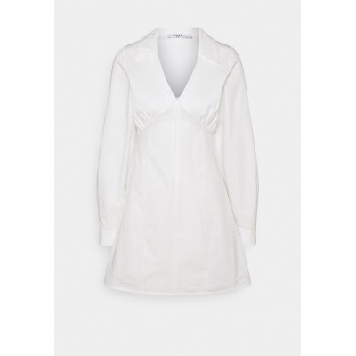 Kobiety DRESS | NA-KD TAILORED MINI DRESS - Sukienka koktajlowa - white/biały - BU86547