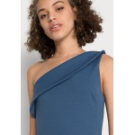 Kobiety DRESS | WAL G. DAKOTA ONE SHOULDER FRILL MIDI DRESS - Sukienka koktajlowa - denim/niebieski - TD46849