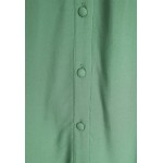 Kobiety DRESS | ONLY Carmakoma CARDENIZIA CALF DRESS - Sukienka koszulowa - dark ivy/zielony - IH18360