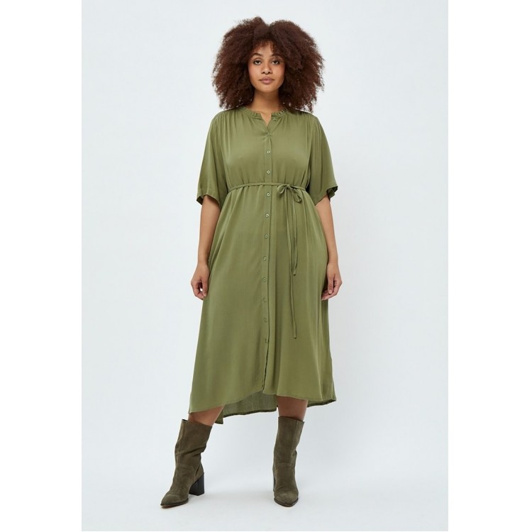 Kobiety DRESS | PEPPERCORN DARCY CURVE - Sukienka koszulowa - mosstone green/zielony - MK93165