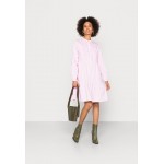 Kobiety DRESS | Freequent FQEMMELINE STRIPE - Sukienka letnia - begonia pink mix/różowy - IX28869
