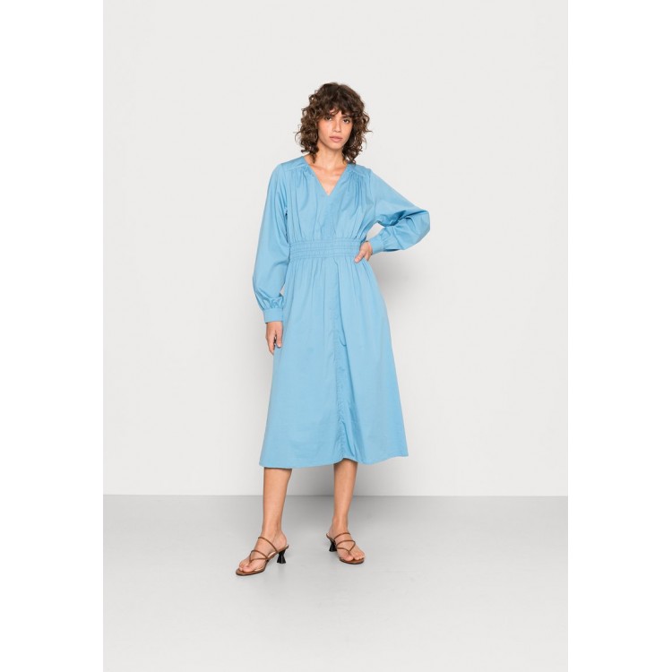 Kobiety DRESS | Moss Copenhagen LEONITA LANA DRESS - Sukienka letnia - heritage blue/niebieski - QH68349