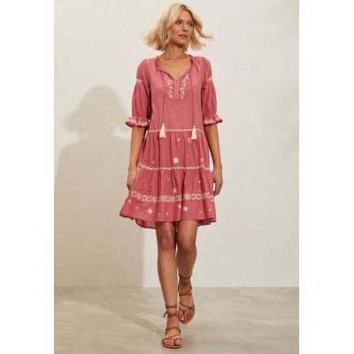Kobiety DRESS | Odd Molly SIGNE - Sukienka letnia - dusted rouge/jasnoczerwony - LT26120