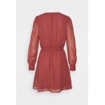 Kobiety DRESS | ONLY ONLLAURENCE - Sukienka letnia - apple butter/czerwony - VV10964
