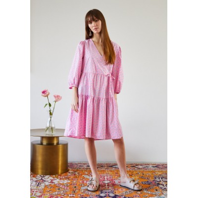 Kobiety DRESS | Selected Femme SLFELISE SHORT DRESS - Sukienka letnia - lilac sachet/różowy - EX01662