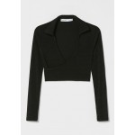 Kobiety T SHIRT TOP | Bershka WITH CROSSOVER - Bluzka z długim rękawem - black/czarny - CJ30511