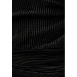 Kobiety T SHIRT TOP | Bershka WITH PLEATED V NECK - Bluzka z długim rękawem - black/czarny - NU11762