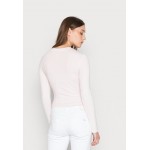 Kobiety T SHIRT TOP | Guess LOGO BODY - Bluzka z długim rękawem - ballet pink/jasnoróżowy - RS80777