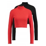 Kobiety T SHIRT TOP | Missguided HIGH NECK CROP 2 PACK - Bluzka z długim rękawem - black/red/czarny - PR12967