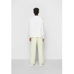 Kobiety T SHIRT TOP | Obey Clothing FLOWER FAIRIES - Bluzka z długim rękawem - white/biały - WQ50217