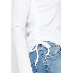 Kobiety T SHIRT TOP | Pepe Jeans DAELIN - Bluzka z długim rękawem - white/biały - AS32278