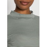Kobiety T SHIRT TOP | TOM TAILOR TURLTE NECK - Bluzka z długim rękawem - green stripe/jasnozielony - BZ31732