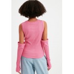 Kobiety T SHIRT TOP | Trendyol Bluzka z długim rękawem - pink/różowy - KH27168